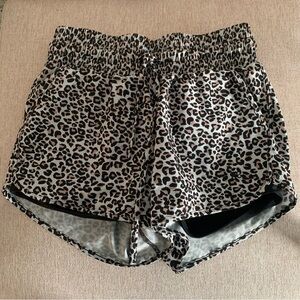 Albion Lunge Shorts Leopard Print Size Small